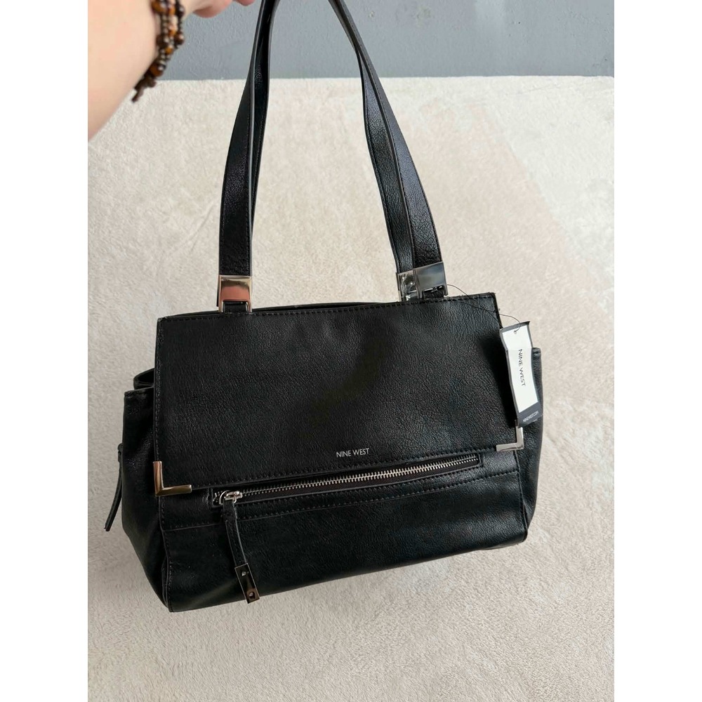 Nine West Womens Medium Black Shoulder Bag Vegan Leather Silver Hardware Tote